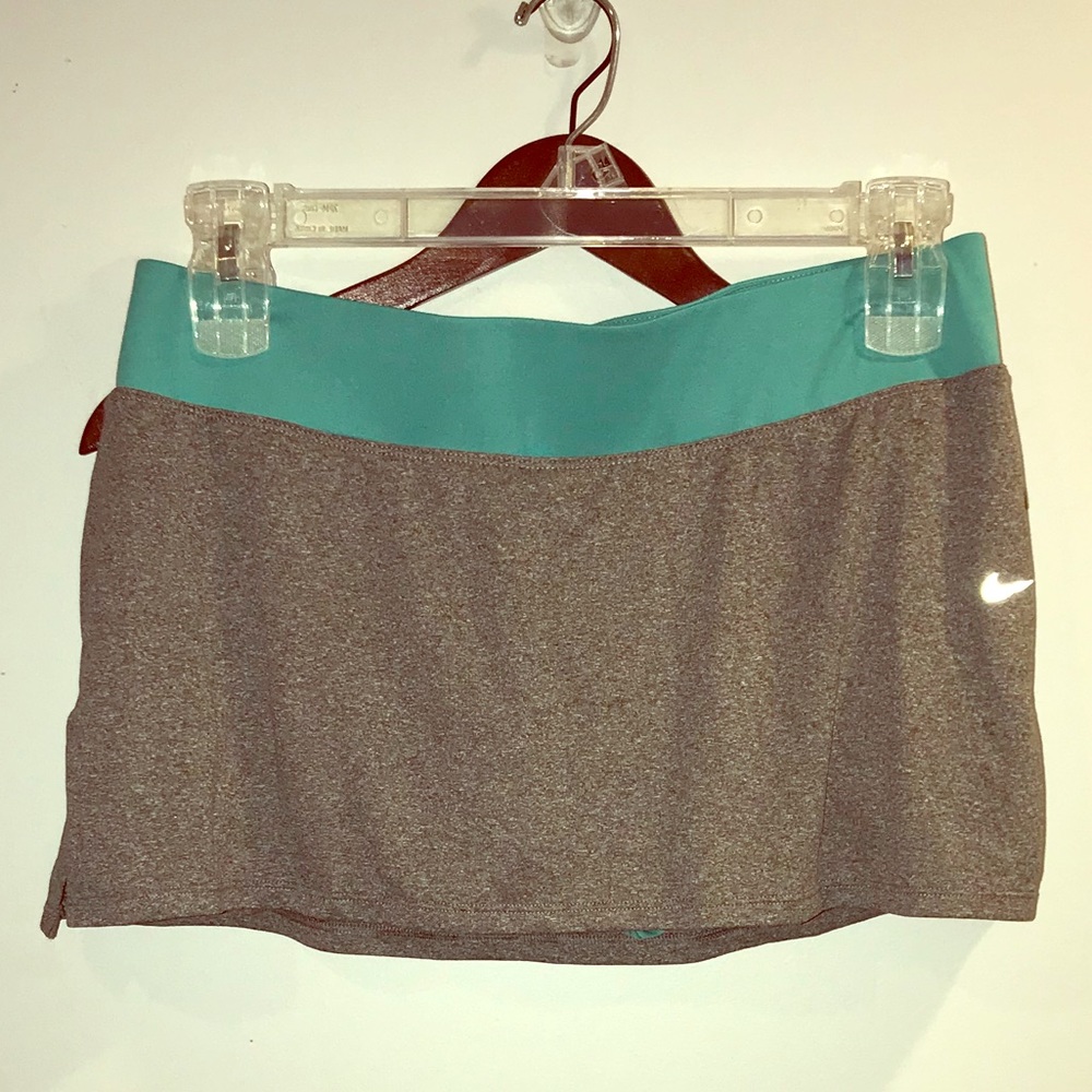 Nike Dry Fit size Large